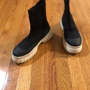 ZARA Sock-Style High Top Sneaker 37